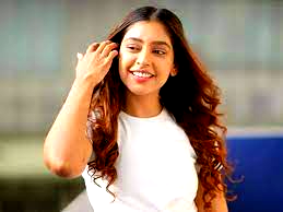 Niti Taylor biography hindi