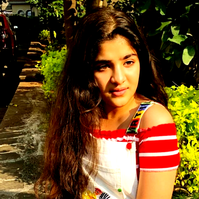 Ananya Agarwal biography